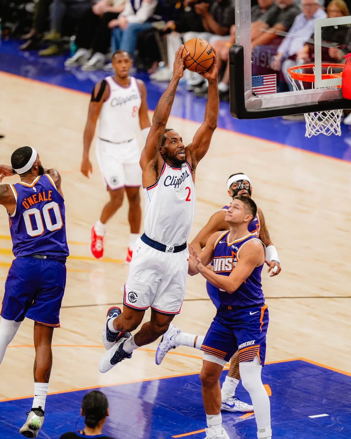 kaiyun-哈登缺席小卡25分8板5助攻快船战胜太阳，狄龙22分5篮板